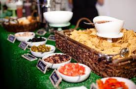 Table Decor Ideas Dinner Party Event Disposable Dinnerware Plastic Fingerfood Food Drink Snack Party Food Dessert Graduation Party Foods Nacho Bar