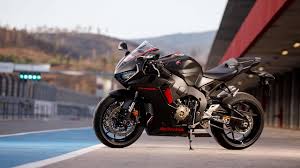 We have a large selection of motorcycle fairings for all cbr, all abs injection moulded and professionally painted. 2017 Honda Cbr1000rr Fireblade Black Left Side Autobics