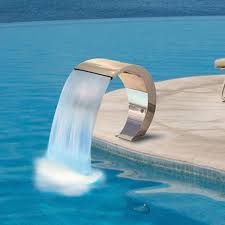 Cascade De Piscine