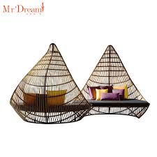 New Design Onion Shape Boat Shape Queen Size Outdoor Sun Lounger Daybed Buy Daybeds For Sale Queen Daybed Outdoor Daybed Product On Alibaba Com Never miss new arrivals that match exactly what you're looking for!
