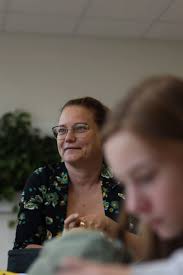 Na ruim 10 jaar gewerkt te hebben als docent op de onderwijsroute mens&, op  de Lassus Campus, is het tijd voor een nieuwe stap in mijn carrière: ik  word locatieleider van de