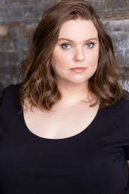 Julia Boyd's Instagram, Twitter & Facebook