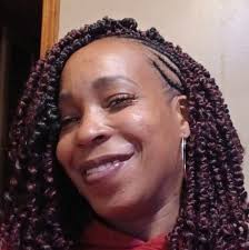 Flint- 700 blk Father Dukette Per follower. Heavy police presence. Unknown  what occurred.