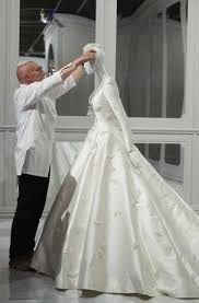 Miranda Kerr S Dior Wedding Dress Just Landed At The National Gallery Of Victoria Dior Wedding Dresses Wedding Dress Trends Bridal
