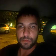 Imas onu stolicu sto mogu da budu i merdevine pa kad se umoris mozes da  sednes da odmoris 😁