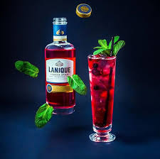 Amore Mio Raspberry Gin Gin Liqueur Rose Lemonade