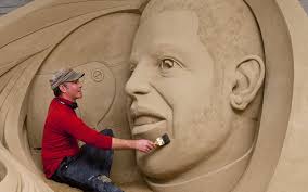 One Direction, Lewis Hamilton and Kate and Wills star in sand sculptures