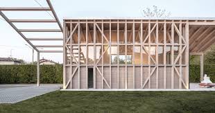 Montecchio Emilia, l'atelier d'artista tutto in legno progettato da NAT ...