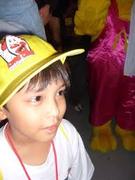 Ferddie's World: McDonald's Summer Kiddie Crew Workshop 2009: Joshua  attends the Grand Graduation!