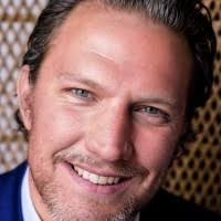 Benjamin Crow's Instagram, Twitter & Facebook