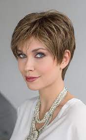 Epingle Sur Modeles Femmes Cheveux Courts Women Short Hairstyles