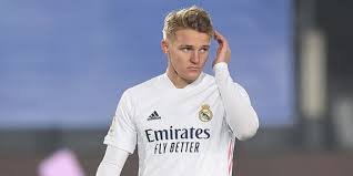 Martin ødegaard (born 17 december 1998) is a norwegian professional footballer who plays as an attacking midfielder for premier league club arsenal and . Arsenal Win Race To Sign Real Madrid Midfielder Martin Odegaard On Loan Sports Bloom