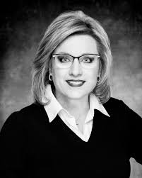 OK WAS IT JUST ME OR DID ANYONE ELSE NOTICE ASHLYN, LOGAN, AND TAYLOR IN  THE BACKGROUND OF THE D!CK HEADS. THE NEW EPISODE JUST CAME OUT AND I WAS  READING IT