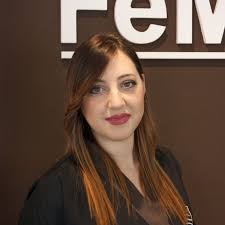 Puoi seguire i nostri video corsi di massaggio ed estetica online all'interno di una piattaforma professionale dove troverai tutta l'accademia e i suoi servizi alla portata di un click, a casa tua o dove vuoi, nei tempi e modalità che. Giulia Donati Femina Lab
