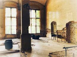 Hey leute, eine kurze frage zu den beelitzer heilstätten bei berlin. Beelitz Heilstatten Lost Place Mit Baumkronenpfad Peterstravel