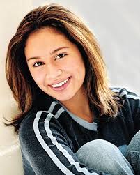 Carrie Sullivan's Instagram, Twitter & Facebook