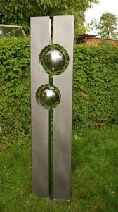 Gartendeko rost stab mit 3 edelstahlkugeln zwei meter en garten deko rost. 518 Saule Lotti Mit Edelstahlkugeln Gartendeko Gartenideen Gartendesign Und Gartenskulpturen