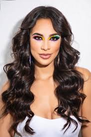 All people should be treated equally regardless of who they are or hoy they  love.” 🌈-Barack Obama-🌈 💛🧡💜❤️Lxs amo💙💚🧡🤎 @beautyinternationalpr  Cuidado de la piel: @norysestheticsandsalon Arreglo personal y fotografía:  @angelrodzmakeup Bronceado de