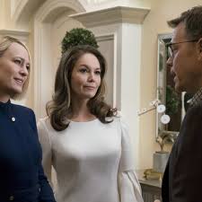 Usa today said an uninspired house of cards season 3 would be a flop. Review House Of Cards Collapses Finally Vanity Fair