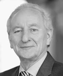 ÖKOLOGIE, VERANTWORTUNG UND POLITIK E, VERANTWORTUNG ITIK EN E UND  BEGLEITEN!