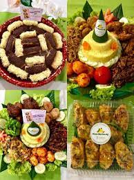 Nasi Kuning Nasi Tumpeng Mini Tumpeng Nasi Bakar Roa Food Drinks Rice Noodles On Carousell