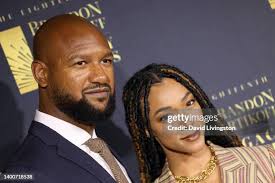 213 Kenric Green Photos & High Res Pictures