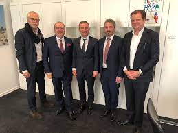 Vogelsanger weg 155 40470 dusseldorf. Turk Sirketten Dusseldorf A Deger Katacak Proje Geliyor Ntv