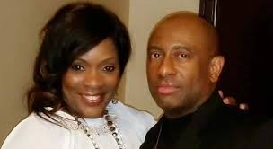 Shari Love and James "Chilli" Davis' Wedding Website