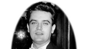 Widespread sadness at passing of 'The Entertainer'