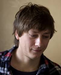 Simon Pratt's Instagram, Twitter & Facebook