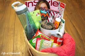 Gifts from friends and loved ones can go a long way to making a hospital stay (and continued recovery back at home) more enjoyable. Diy Get Well Soon Gift Basket For Friends And Family Who Are Sick