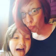 Cari Snow (@mommyandmicro)