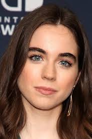 Sarah Desjardins's Instagram, Twitter & Facebook