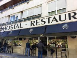 In addition guests can enjoy free wifi internet throughout the. Fachada Del Hostal Real Picture Of Restaurante Masreal Aranjuez Tripadvisor