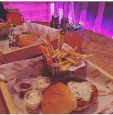 مطعم هيوستن في جازان