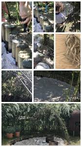 Kinder lieben es, sandburgen zu bauen. Bodennahe Natur Sandkiste Aus Palisaden Bauen Mit Weidendach
