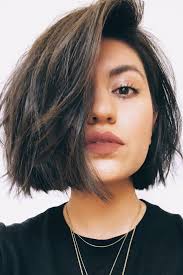 30 Best Short Hairstyles For Round Faces In 2021 Lovehairstyles Com Short Hair Styles For Round Faces Thick Hair Styles Short Hairstyles For Thick Hair