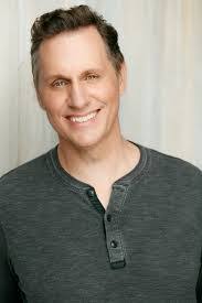 Chris Bertolini's Instagram, Twitter & Facebook