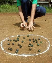 Una selección de juegos tradicionales para niños y niñas. Pin De Eliel Samudio En Lembrancas Da Infancia Juegos Para Ninos Al Aire Libre Juegos De Infancia Juegos Tradicionales