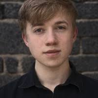 800+ "Lizák" profiles