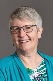 Jenny Stephens Receives Alumni/ae Service Award » Emmanuel College