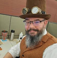 Im starting a resource network in the Des Moines area to share support for  DMs and GMs. Chat below if interested. I will train newbies. My hope is to  get a core