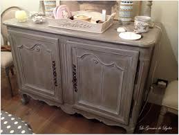 Relooker armoire ancienne et rafraichir la deco interieure. Patine A L Ancienne Sur Un Buffet En Chene Massif Relooking De Meubles Meubles Patines Decoration Patin Relooking Meuble Mobilier De Salon Relooker Meuble