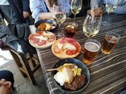 El Tapeo en León: El Rey de la Experiencia Gastronómica en León en 2025