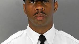 Off-duty police officer killed in Roxborough car crash