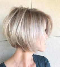Jusqu'ici, il se déclinait surtout en version courte. Coupe Carre Court 30 Idees Pour Une Coiffure Tendance