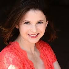 Jennifer Reeves's Instagram, Twitter & Facebook