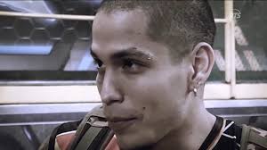 Eliot regresa a la competencia y desata reacciones divididas en ambos  equipos 😱