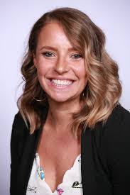 Victoria Kratzer's Instagram, Twitter & Facebook