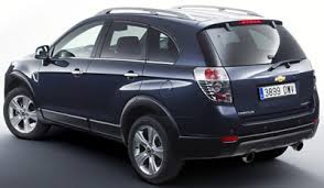 The new captiva has an odd profile, as if a tall body has been placed on a small chassis. Chevrolet Captiva 2008 Informacion General Km77 Com